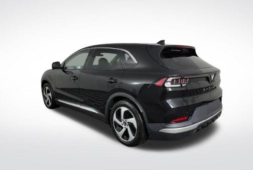 Jet Black 2023 VinFast VF 8 Eco
