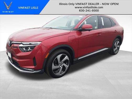 2025 VinFast VF 8 Eco