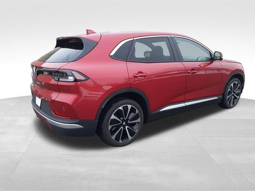 2025 VinFast VF 8 Plus