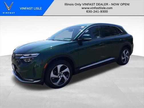 2025 VinFast VF 8 Eco