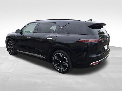 2024 VinFast VF 9 Plus