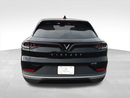 2023 VinFast VF 8 Plus