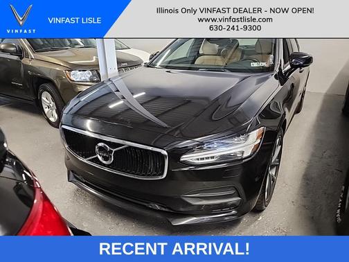 2017 Volvo S90 T6 Momentum