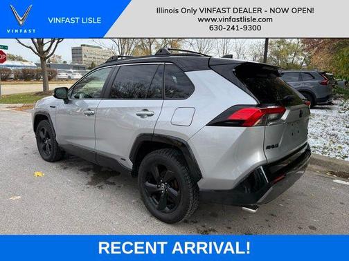 2020 Toyota RAV4 Hybrid SE