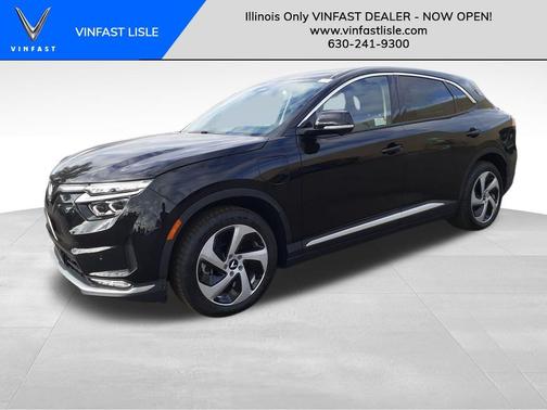 2025 VinFast VF 8 Eco