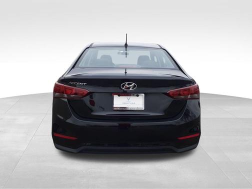 2018 Hyundai Accent SE