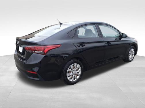 2018 Hyundai Accent SE