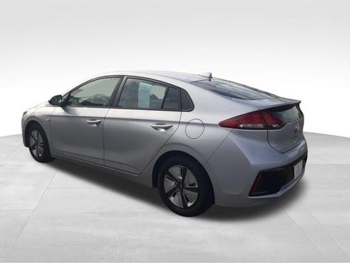 2018 Hyundai IONIQ Hybrid Blue