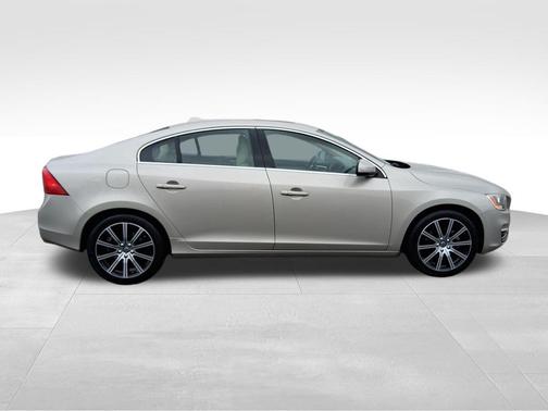 2017 Volvo S60 Inscription T5