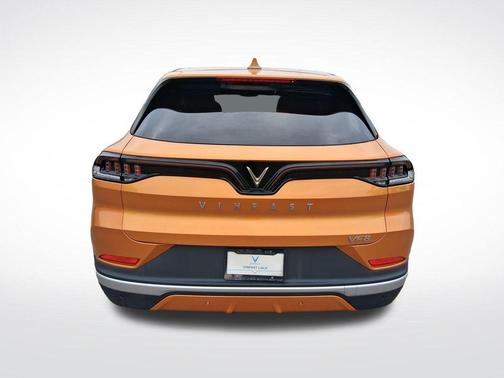Sunset Orange Metallic 2023 VinFast VF 8 Eco