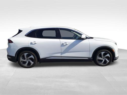 2023 VinFast VF 8 Eco