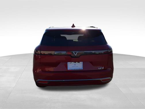 2024 VinFast VF 9 Plus