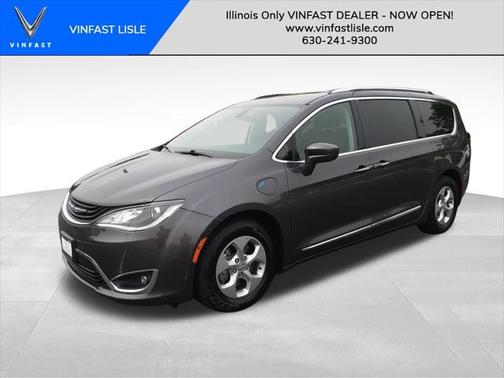 2018 Chrysler Pacifica Hybrid Touring L