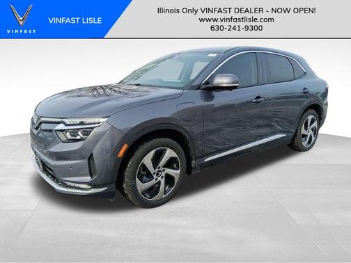 2025 VinFast VF 8 Eco