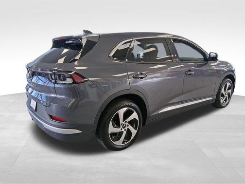 Neptune 2025 VinFast VF 8 Eco