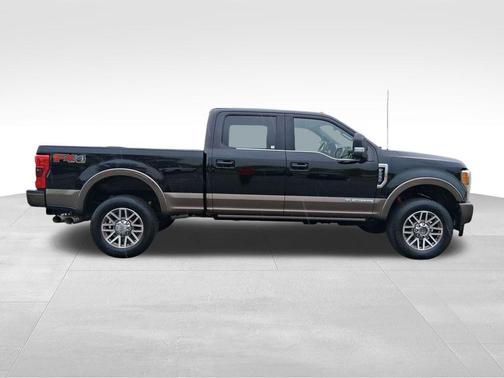 Shadow Black 2017 Ford F-250 King Ranch