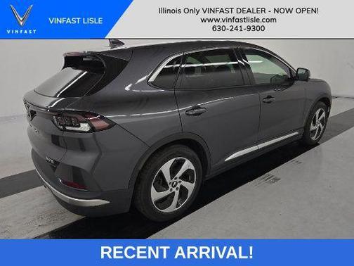 2023 VinFast VF 8 Eco