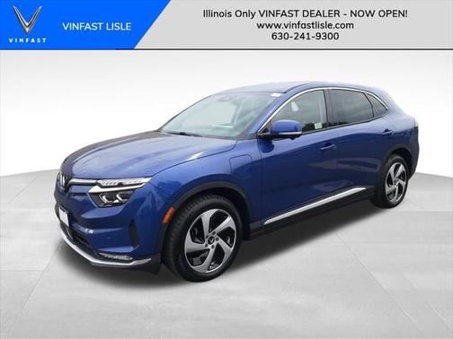 2025 VinFast VF 8 Eco