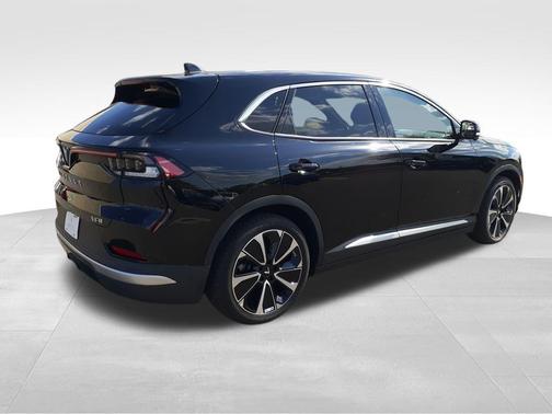 2023 VinFast VF 8 Plus