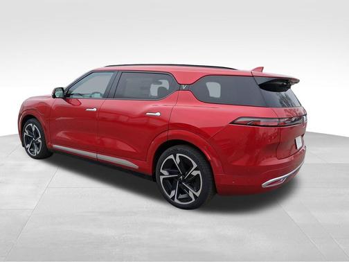 2024 VinFast VF 9 Plus