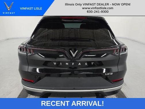 2023 VinFast VF 8 Eco