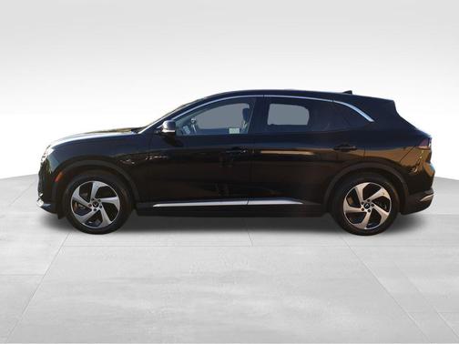 2023 VinFast VF 8 Eco