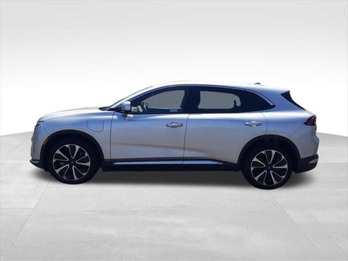 2025 VinFast VF 8 Plus