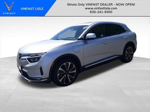 2025 VinFast VF 8 Plus