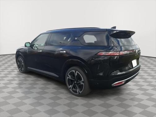 2024 VinFast VF 9 Plus