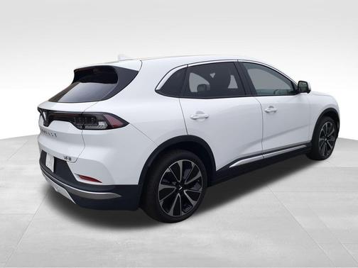 2025 VinFast VF 8 Plus