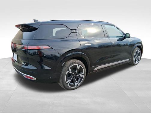 2024 VinFast VF 9 Plus