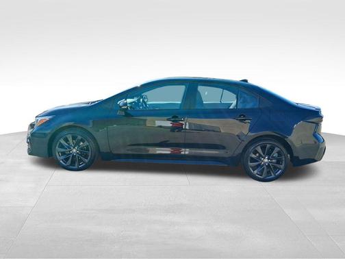 Midnight Black Metallic 2024 Toyota Corolla SE