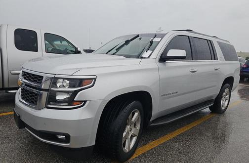 Silver Ice Metallic 2016 Chevrolet Suburban LT