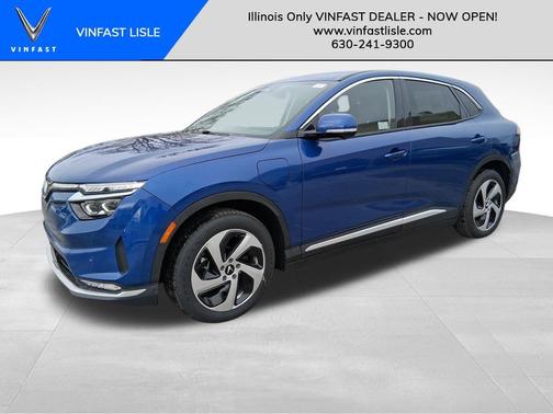 2025 VinFast VF 8 Eco