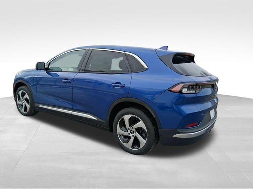 2025 VinFast VF 8 Eco