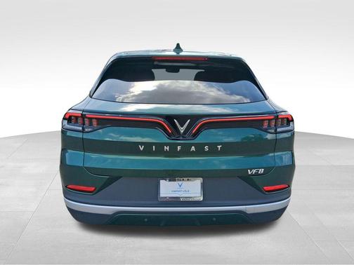 Ocean 2025 VinFast VF 8 Plus