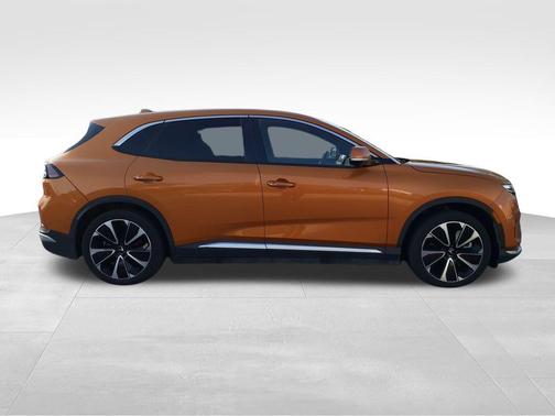 2023 VinFast VF 8 Plus