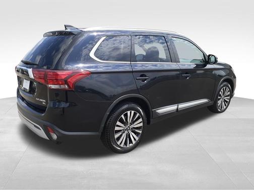 2019 Mitsubishi Outlander ES