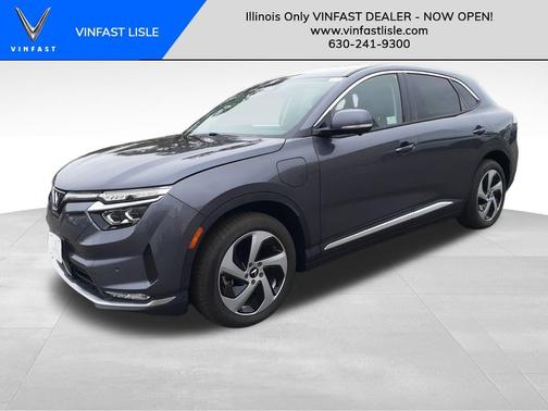 2025 VinFast VF 8 Eco