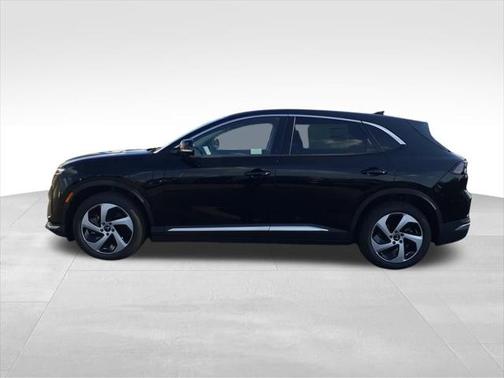 2025 VinFast VF 8 Eco