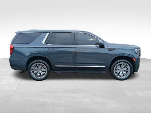 Dark Sky Metallic 2021 GMC Yukon SLT