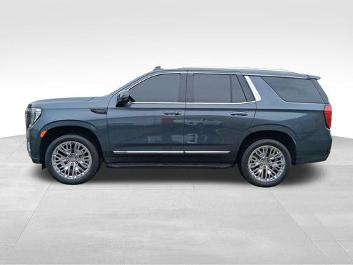 Dark Sky Metallic 2021 GMC Yukon SLT