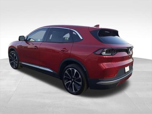2025 VinFast VF 8 Plus