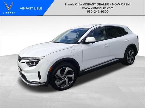 2025 VinFast VF 8 Eco
