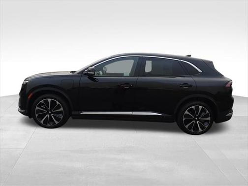2025 VinFast VF 8 Plus