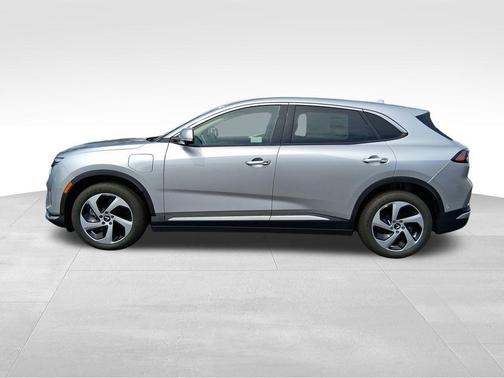 Silver 2027 VinFast VF 8 Eco