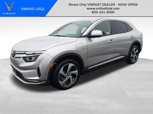 2025 VinFast VF 8 Eco