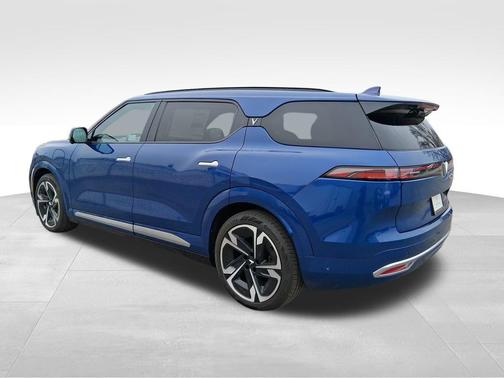 2024 VinFast VF 9 Plus