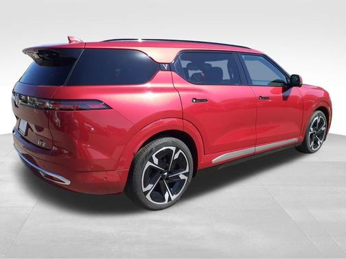 2024 VinFast VF 9 Plus