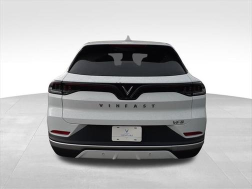 2023 VinFast VF 8 Plus